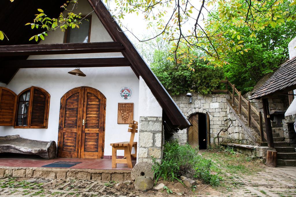 Myrtus Pince Es Vendeghaz 호텔 타칼 외부 사진